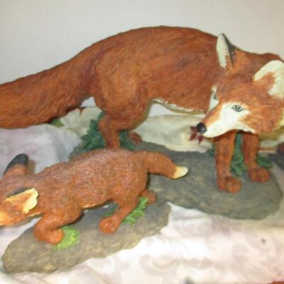 Fox & Cub Statues