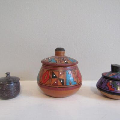 Tiny Pottery Boxes with Lids