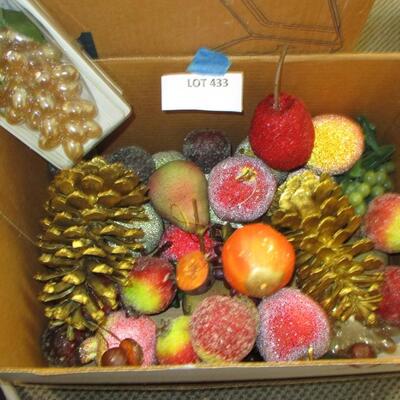 Holiday Fruit and decor