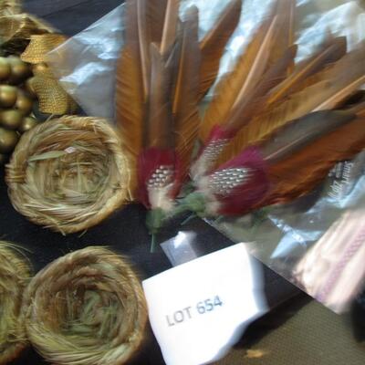 Miniature twine bird nest