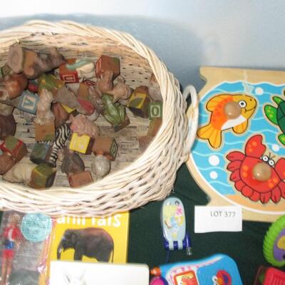 Table of Kids Toys/books