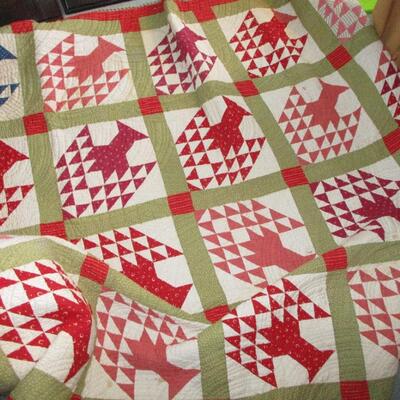 Hand made quilt- New Growth pattern