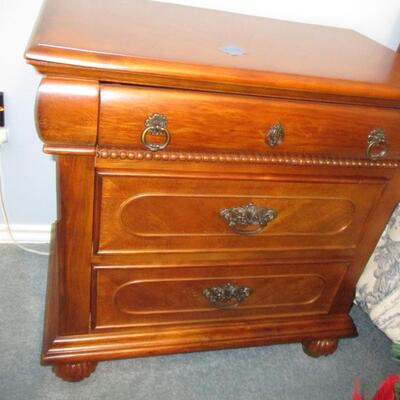 Two Thomasville Nightstands