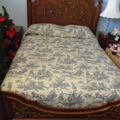 Thomasvile Queen Bed