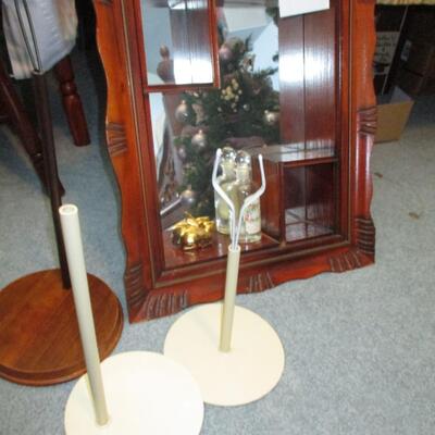 Mirrored Curio Frame/Doll Stands