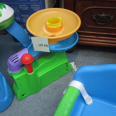 Toys & Booster Seat