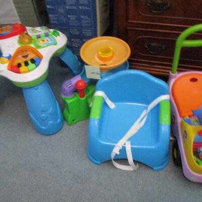 Toys & Booster Seat