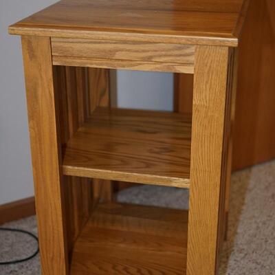 QUALITY SOLID OAK STAND W/TWO SHELVES