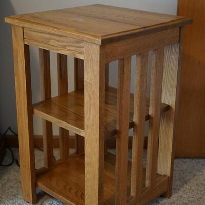 QUALITY SOLID OAK STAND W/TWO SHELVES