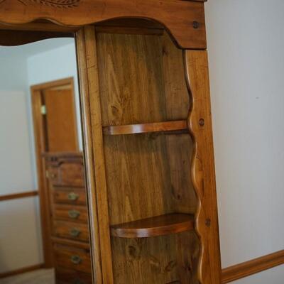 QUALITY  EIGHT DRAWER  PINE DOUBLE DRESSER TWO PIECE WITH MIRROR /SHELVES- PART OF A FOUR PIECE BEDROOM SET SELLING SEPERATLY