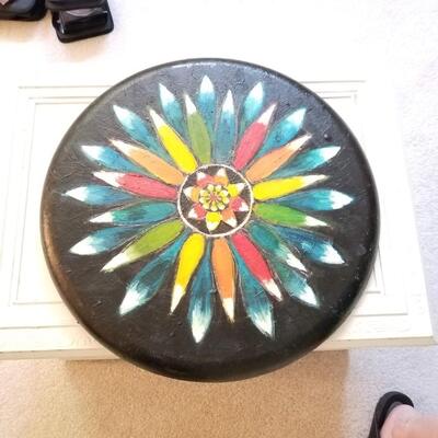 Round Canvas Art