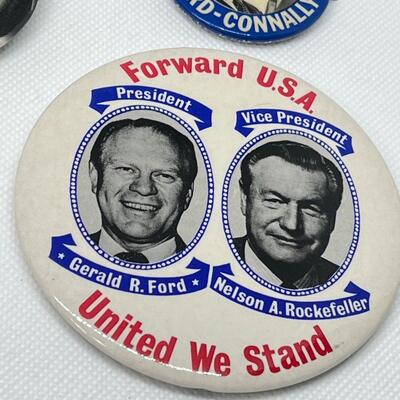 LOT 22: Gerald Ford 1976 Presidential Campaign Buttons