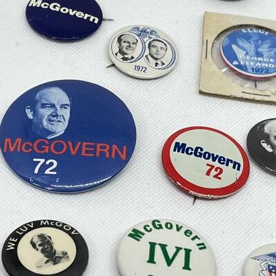 LOT 26 1972 Presidential Campaign George McGovern Political Buttons, Pins