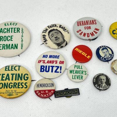 LOT 39: Congressional Races Political Campaign Pins, Buttons