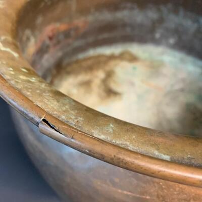 LOT R144:   Vintage Brass/Copper Pot