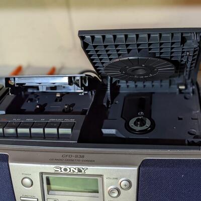 Like New Sony CFD-S38 Boombox, Don't Leave Home Without it!