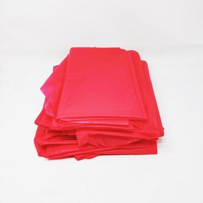 HANDY RED VINYL TABLE COVERS 12PC