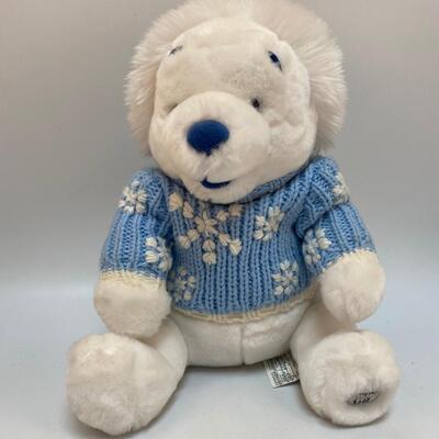 2003 Disney Store Exclusive White Winnie the Pooh Winter Holiday Plush