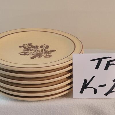 18 Pc Pfalzgraff Lot