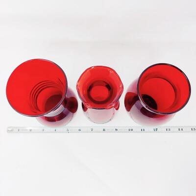 BEAUTIFUL VINTAGE ANCHOR HOCKING RUBY RED VASE LOT
