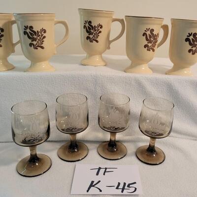 9 Pc Pfaltzgraff  Drinkware