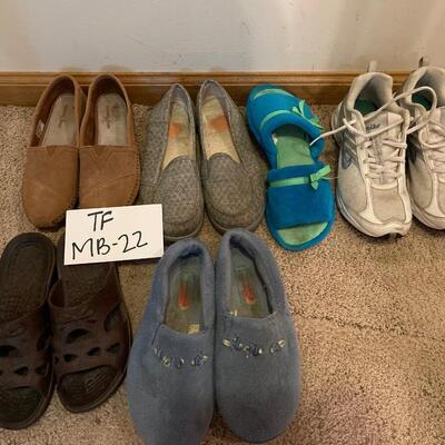 Ladies shoes