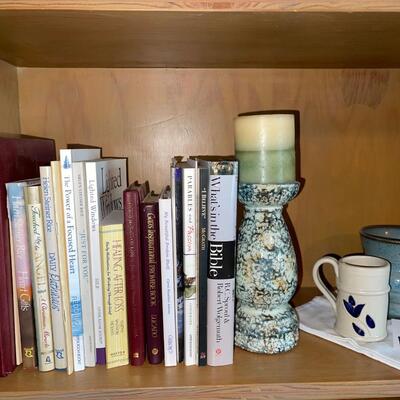 Primitive Decor & Books