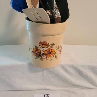 Kitchen Utensil Lot
