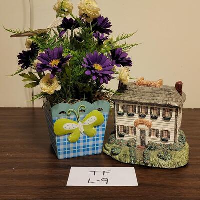 Ceramic house and flowers