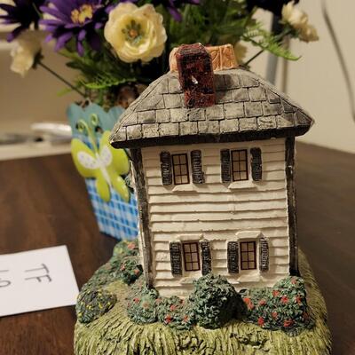 Ceramic house and flowers