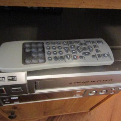 Sanyo DVD Player/Video Cassette Recorder with Remote