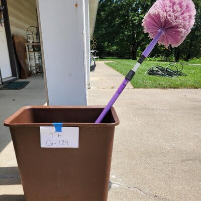 Trash can and duster.