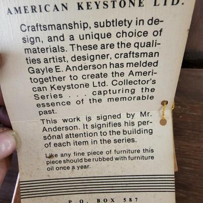 Limited edition American Keystone
