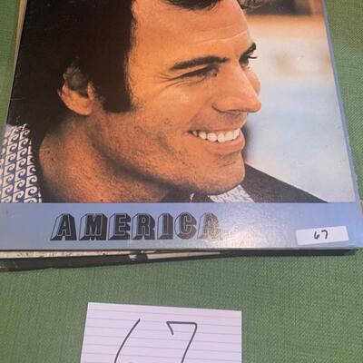 5 Julio Iglesias albums