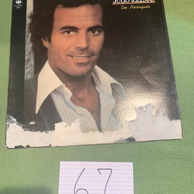 5 Julio Iglesias albums