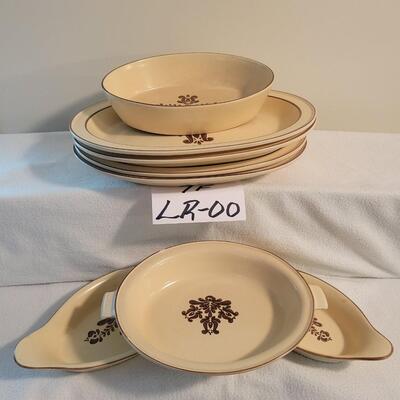 8 Pc Pfalzgraff  Lot