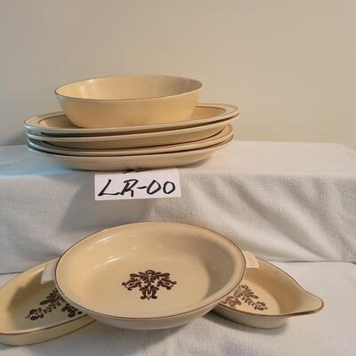 8 Pc Pfalzgraff  Lot