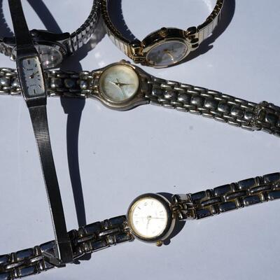 GROUPING OF SIX LADIES WRIST WATCHES TIMEX , PULSAR SELLING FOR PARTS/REPAIR