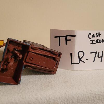 Cast Iron Holiday Decor