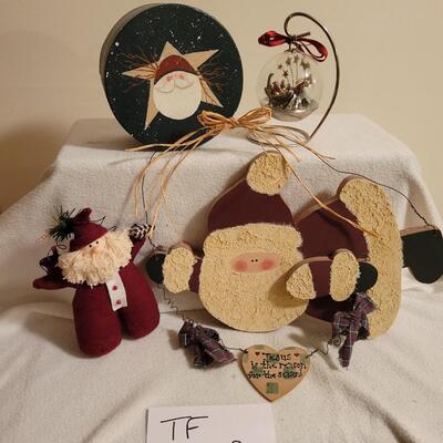 Holiday Decor Lot