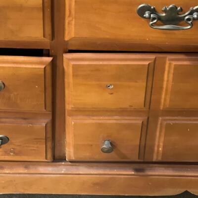 S2-9 drawer dresser