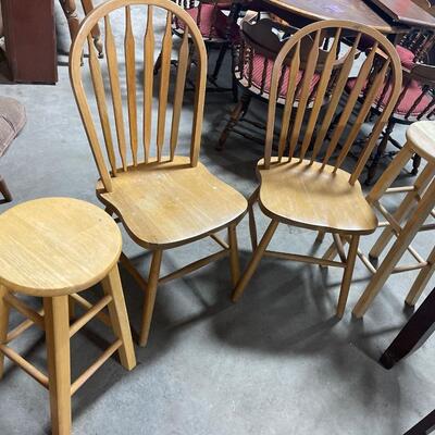 S11- 2 wooden chairs and 2 stools