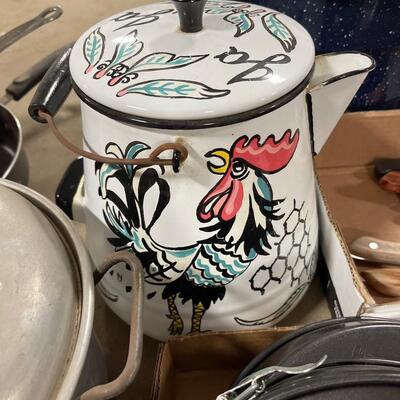 S35-Misc Kitchen Lot