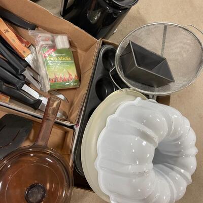 S35-Misc Kitchen Lot