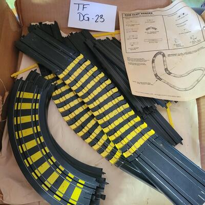 Cliff  Hanger Track Components