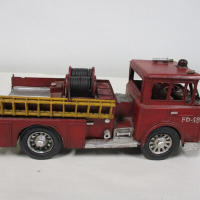 Metal Fire Truck Home Decor