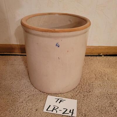 Crock #4