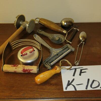 Vintage Kitchen Lot