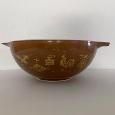 Vintage Brown Large Pyrex