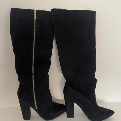 Black Knee High Boots Size 7.5